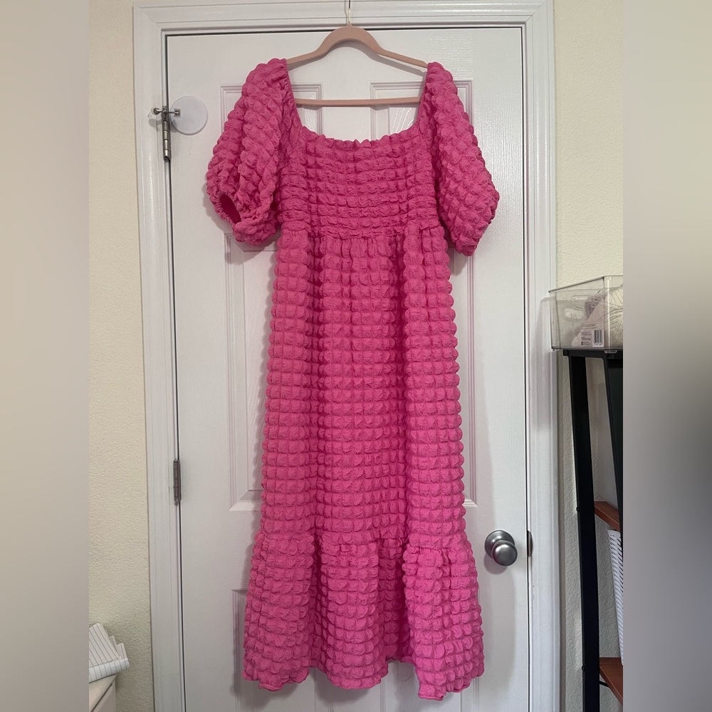 Pink puffy short sleeve bubble dress with ruffle